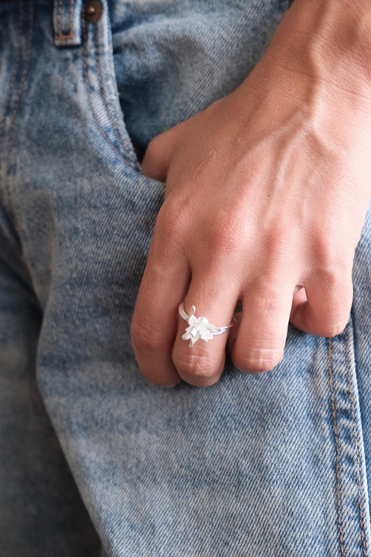 Anillo Flor Esculpida Plata
