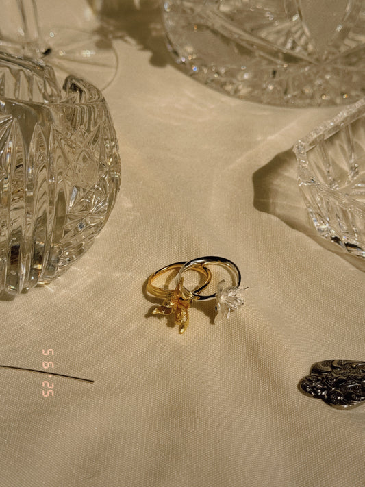 Anillo Flor Esculpida