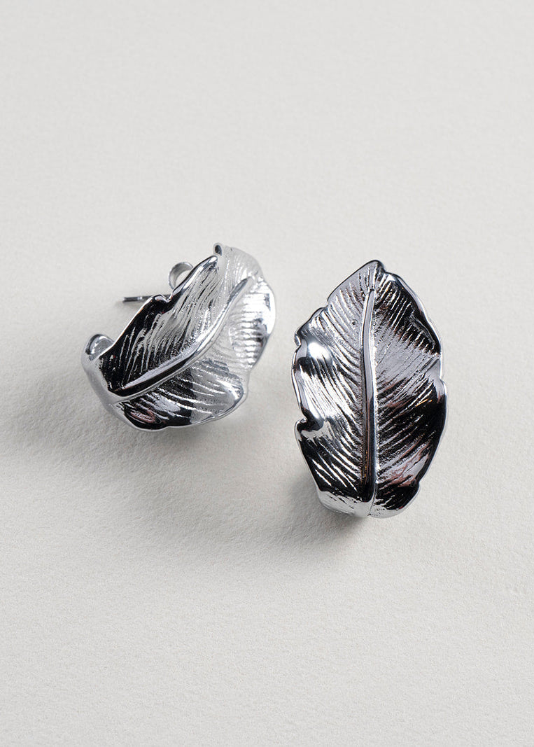 Aretes hojas