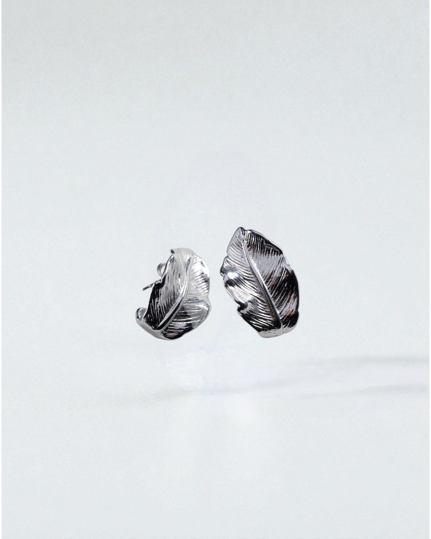 Aretes hojas