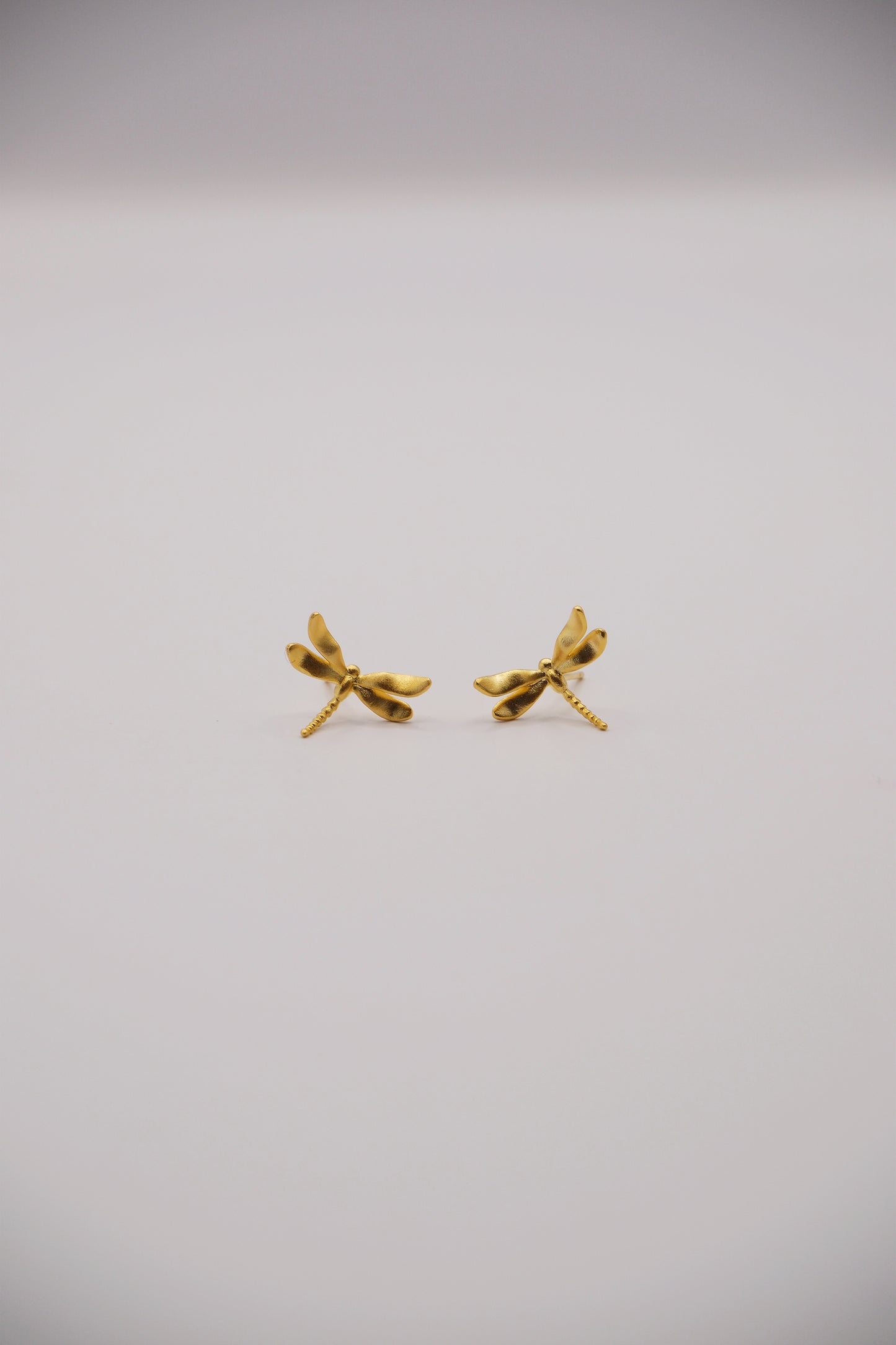 Aretes Libélula Dorada