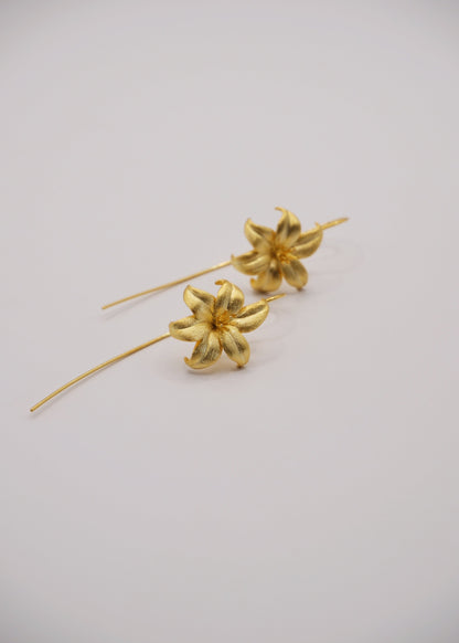 Aretes Flor de Oro