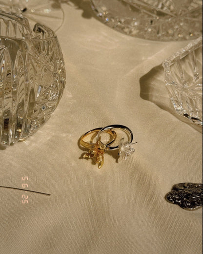 Anillo Flor Esculpida
