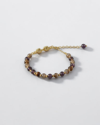 Odonata elegant bracelet with freshwater pearls and agate stones, 18k gold plated copper chain with lobster clasp.