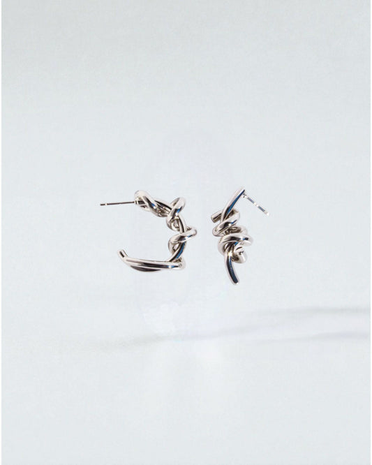 Odonata silver-tone twisted hoop earrings, 2.4cm, made of 24k gold-plated brass.